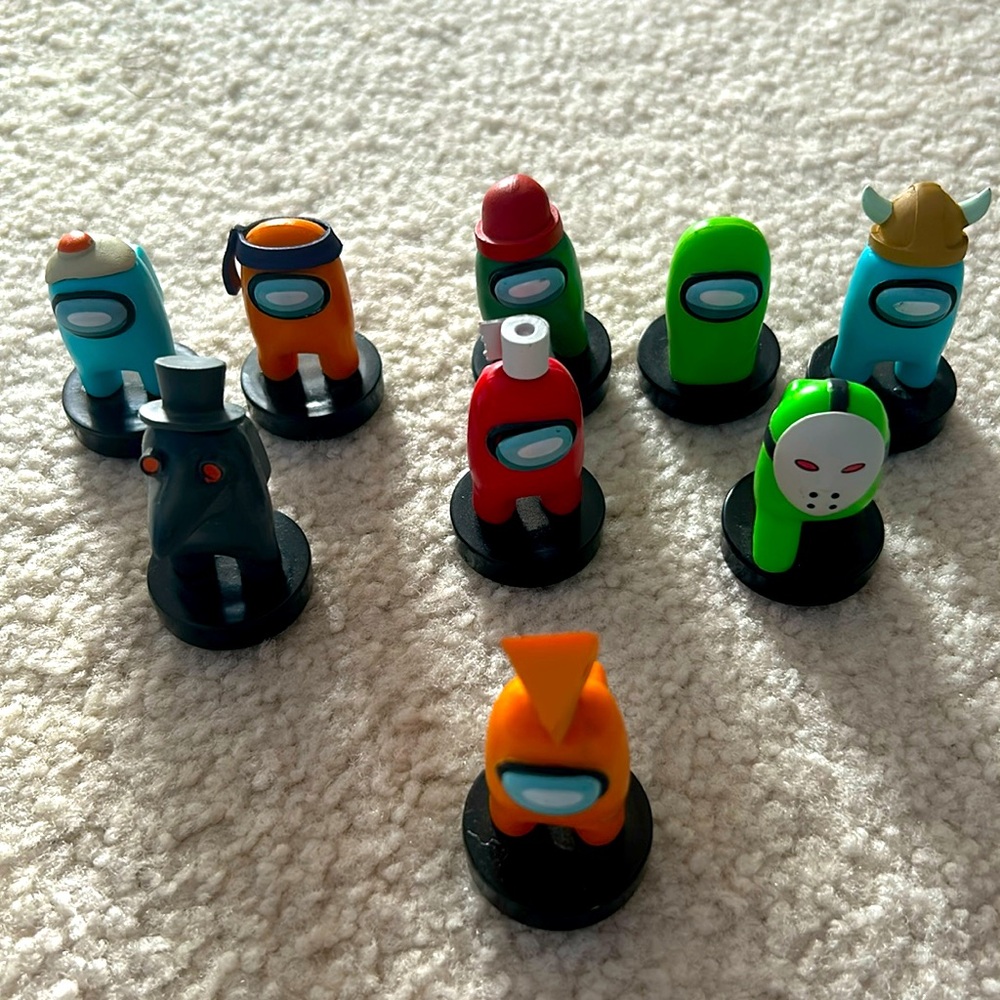 Nine 9 Among Us stamps figurines toys